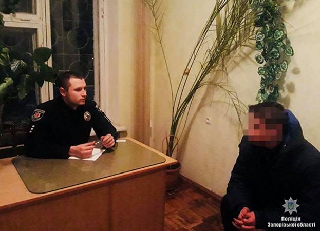 На Запоріжжі поліцейські повернули додому зниклого безвісти підлітка 