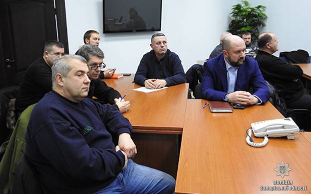У Запоріжжі радник Міністра внутрішніх справ Володимир Мартиненко зустрівся з громадськістю
