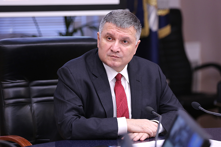 Арсен Аваков: Всі категорій пенсіонерів системи МВС отримають підвищену пенсію з 1 січня 2018 року 