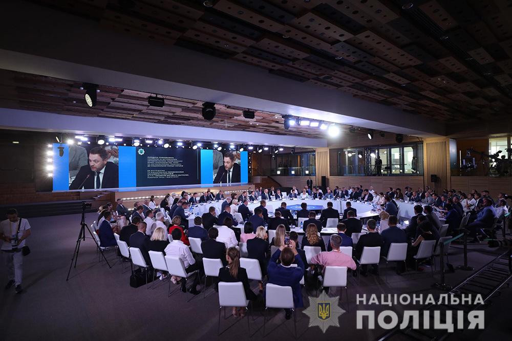 https://mvs.gov.ua/upload/images/origin/o3YJdb6BinAFBECny5ZGBW4Qtu2bFNhLf7o2T8Vw.jpg
