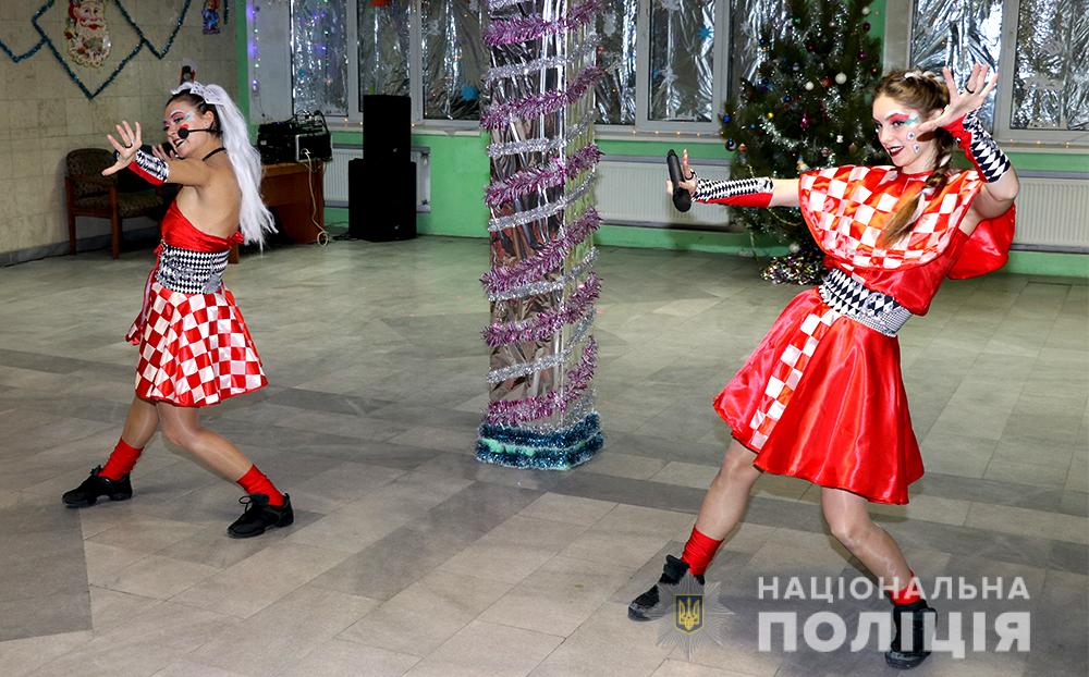 Z:\Фото\2022\05.01\Новорычна казка колектив 02\в редактор\kazka_4.jpg