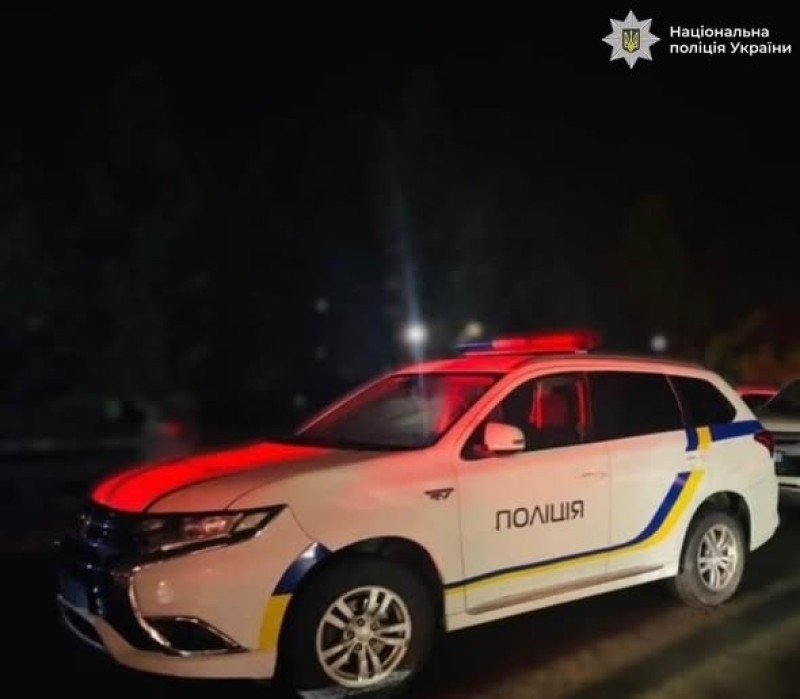 Вбив співмешканку та намагався підпалити її тіло: поліцейські Прикарпаття повідомили про підозру 46-річному чоловікові