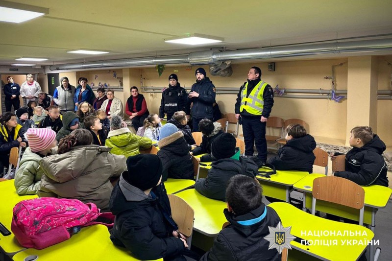 У Кременчуці поліцейські, рятувальники та освітяни відпрацювали алгоритми дій у разі виникнення потенційних загроз