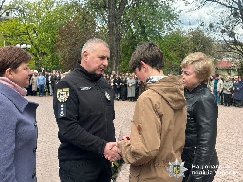 В Івано-Франківську відбувся традиційний церемоніал вшанування захисників і захисниць України, які загинули у війні за незалежність і територіальну цілісність нашої держави.