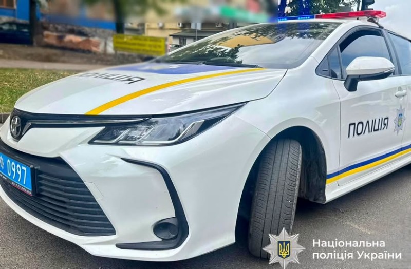 На місце події оперативно прибули слідчо-оперативна група Івано-Франківського районного управління поліції та вибухотехніки ГУНП в Івано-Франківській області.