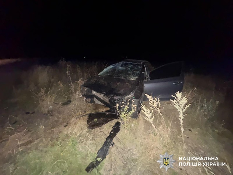 Пошкоджений автомобіль на місці ДТП
