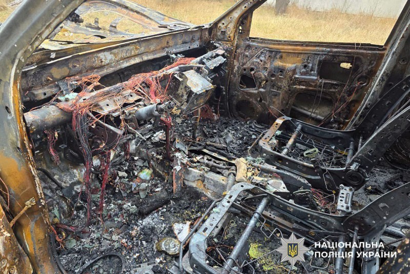 Згорілий автомобіль