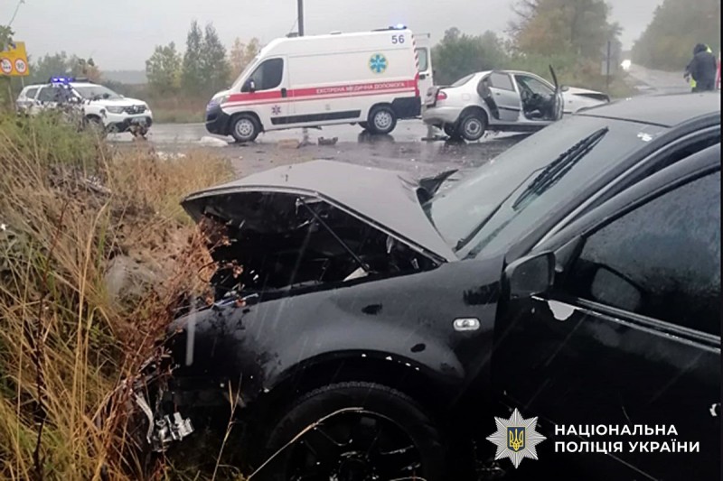 На Полтавщині в ДТП травмовано п'ятеро людей: поліція встановлює обставини