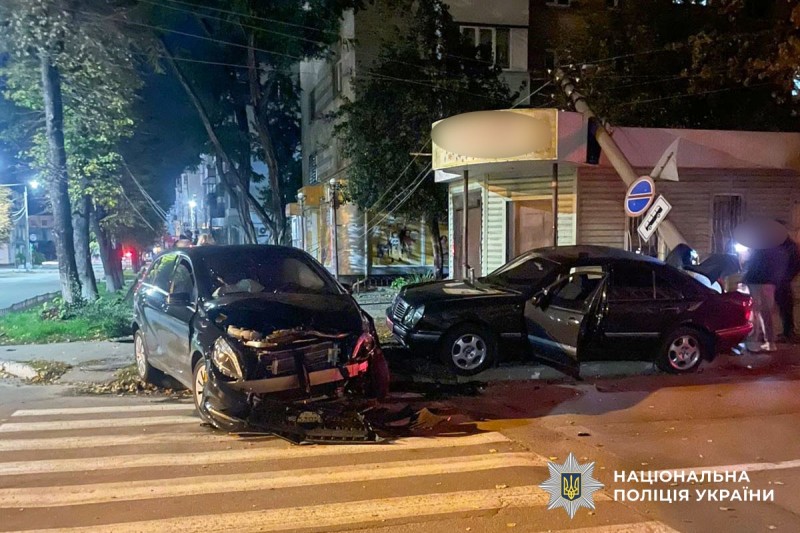 Автомобілі, що причетні до ДТП