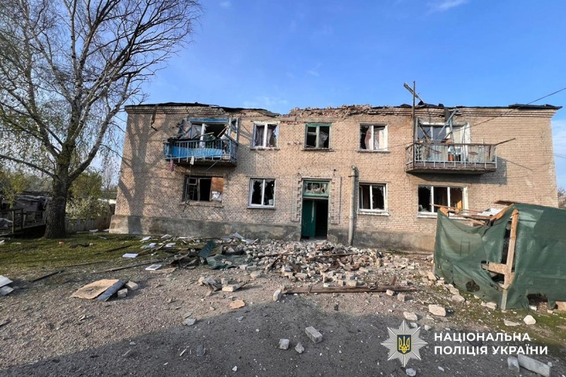 Зруйнований будинок