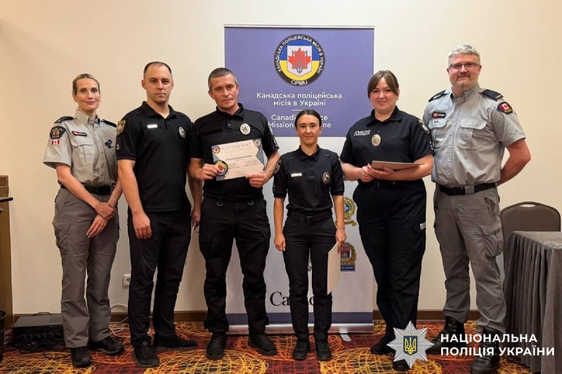 Двоє поліцейських Харківщини пройшли навчання з Community Policing від канадських колег