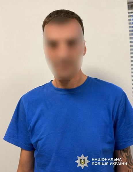 На фотографії зображено зловмисника, який намагався пдпалити магазин через конфлікт.