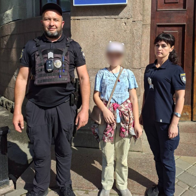 Поліцейські Харкова розшукали 10-річну дівчинку