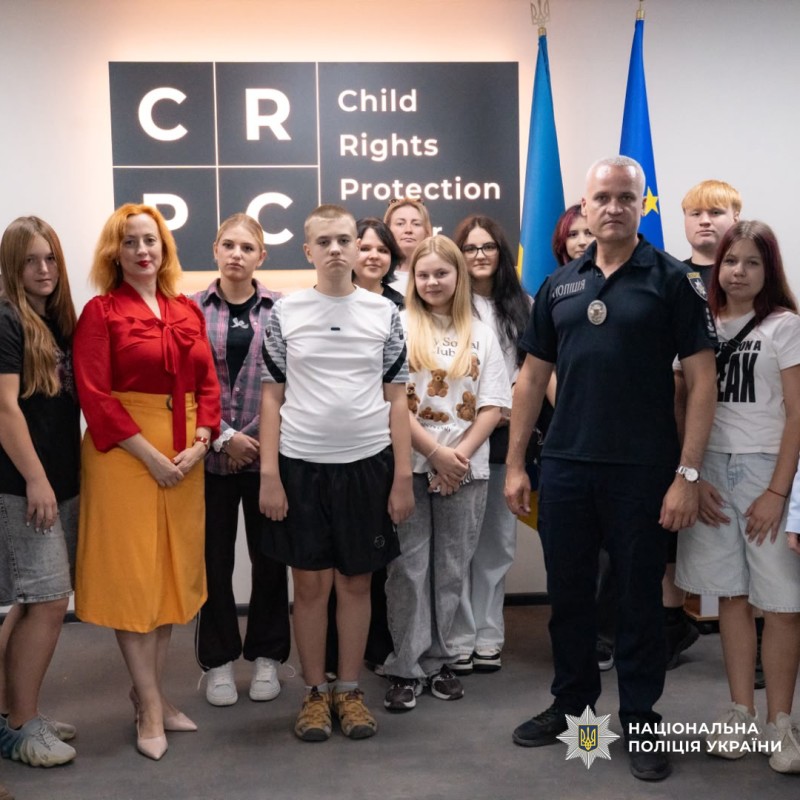 поліцейські Харківщини говорили з молоддю про безбар’єрність та рівність