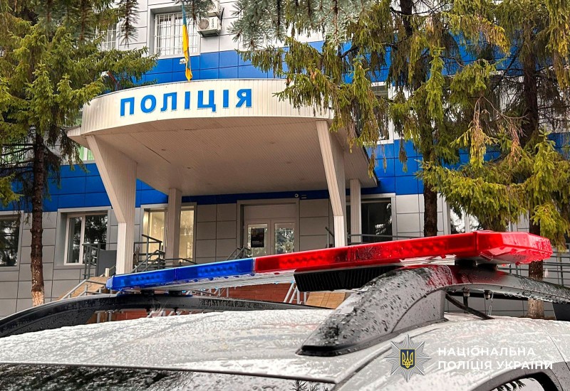 Фото адмінбудівлі Миргородського райвідділу поліції