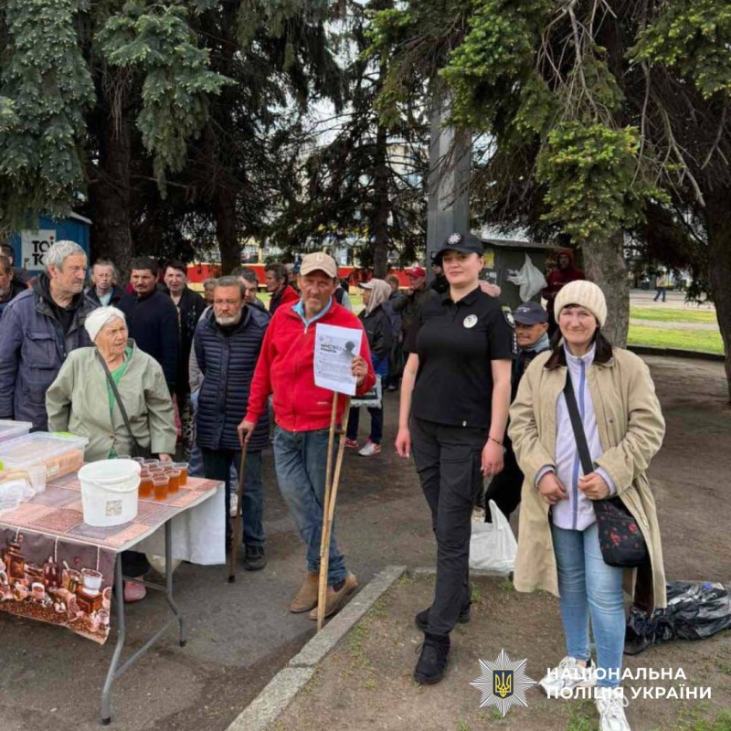 Поліцейські Харківщини провели профілактичний захід та надали допомогу мешканцям