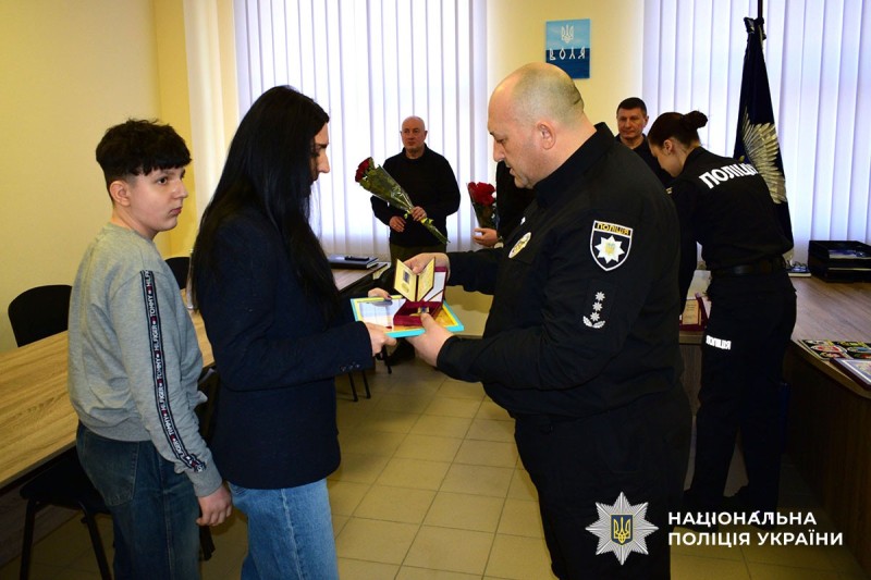 Родинам загиблих поліцейських вручили посмертні нагороди