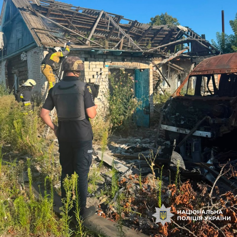 поліцейські продовжують документувати наслідки воєнних злочинів військовослужбовців рф на Харківщині