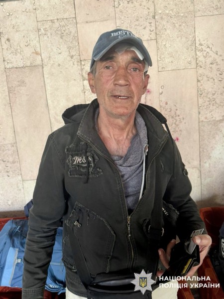 На фото зниклий чоловік.