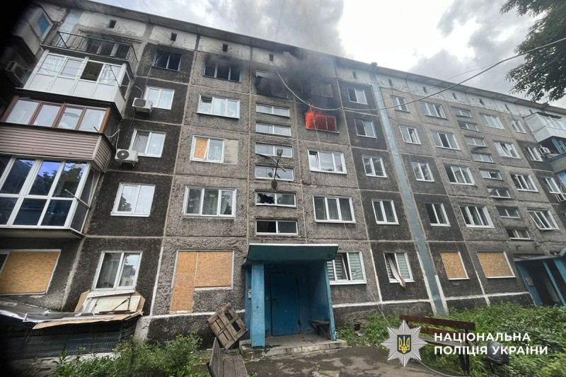 Пошкоджена багатоповерхівка