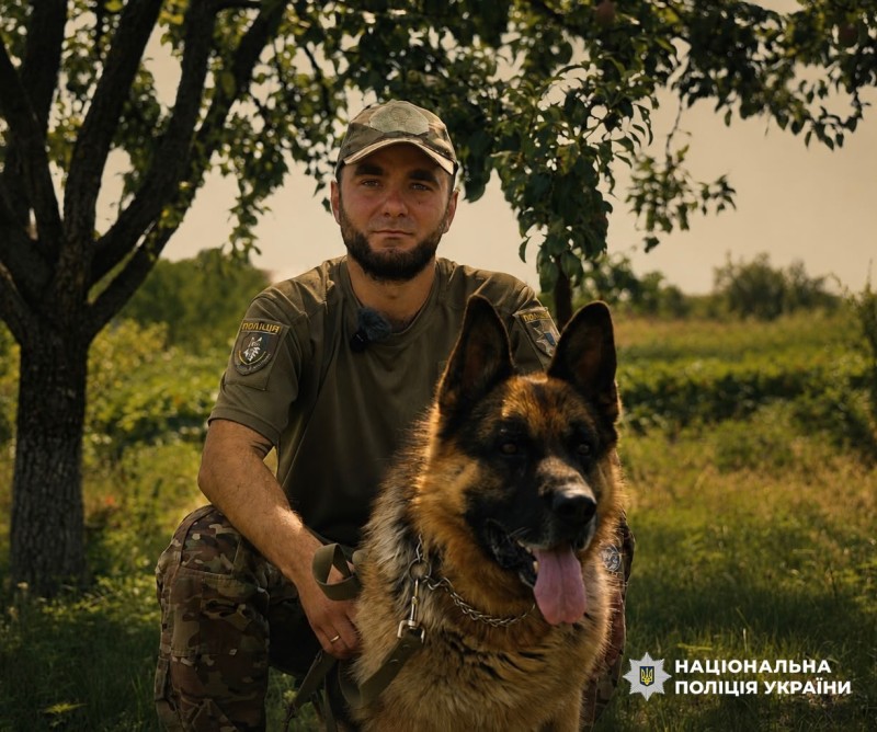 Кінолог та пес Річард