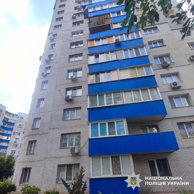 З вікна 12-го поверху випав неповнолітній: поліція Харкова встановлює обставини трагедії