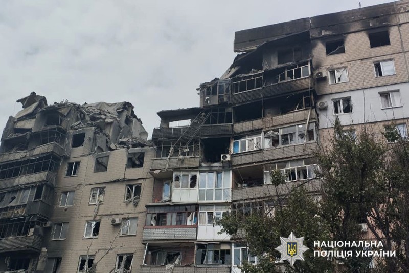 Зруйновані багатоповерхівки
