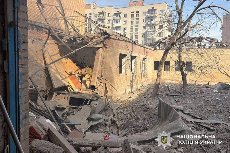 Зруйнований будинок