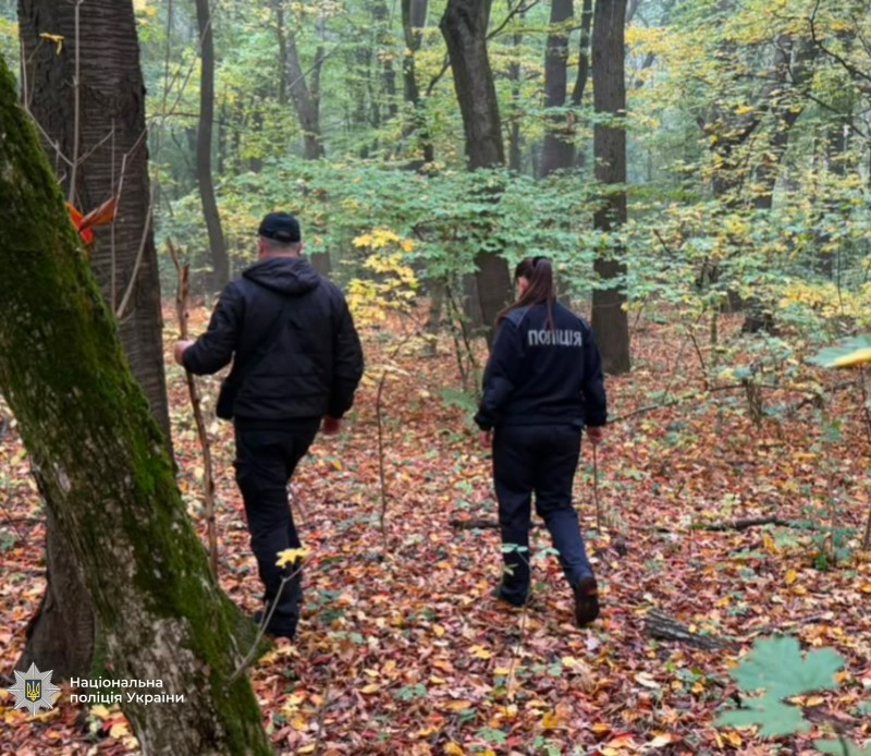 Зникли в лісі поблизу Бурштина: поліція Прикарпаття розшукує літнє подружжя