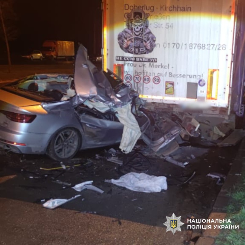 Поліцейські встановлюють обставини ДТП в Салтівському районі Харкова