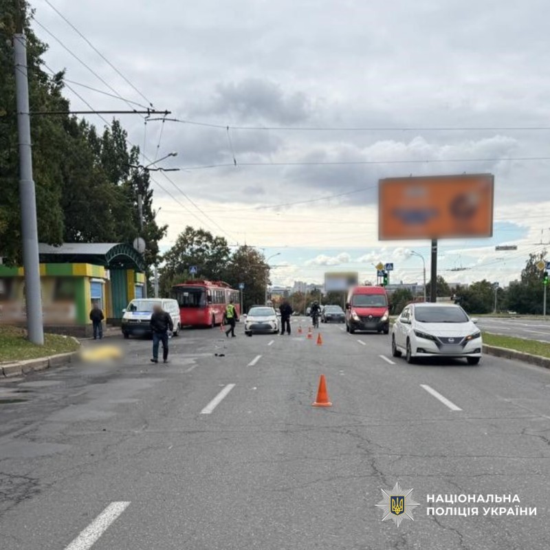 Поліцейські Харкова розслідують обставини смертельної ДТП, в якій загинув пішохід