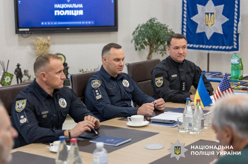 Іван Вигівський під час робочої зустрічі з делегацією Сполучених Штатів Америки