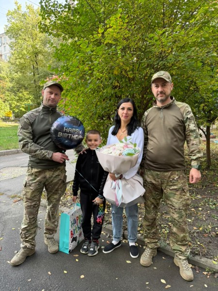 Поліцейські Харківщини привітали з днем народження сина безвісти зниклого побратима