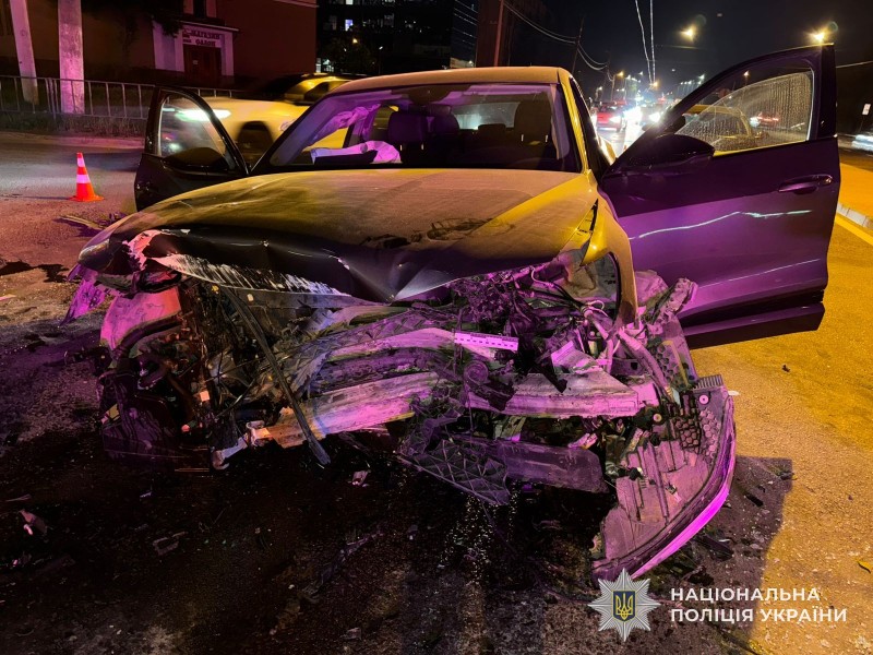 Водій та пасажирка Opel Corsa травмовані внаслідок ДТП у Львові – поліцейські встановлюють обставини