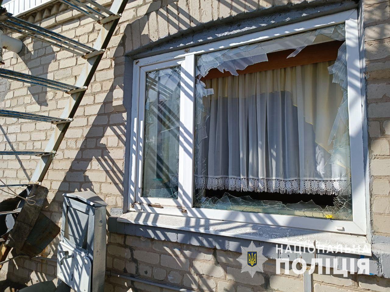 за добу російські війська нанесли удари по запоріжжю: наслідки документує поліція