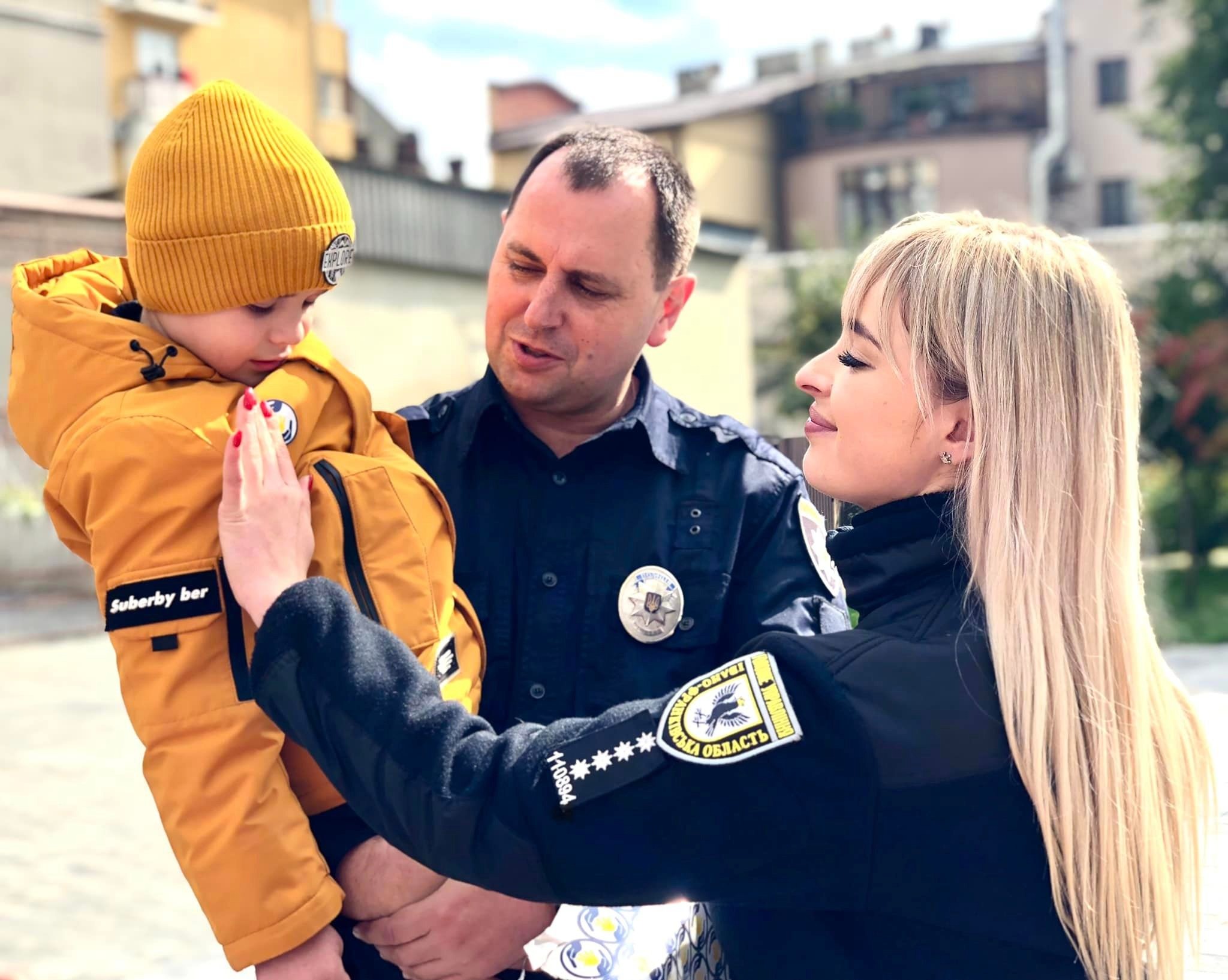 безпека понад усе: поліцейські ювенальної превенції провели для дітей тематичний урок