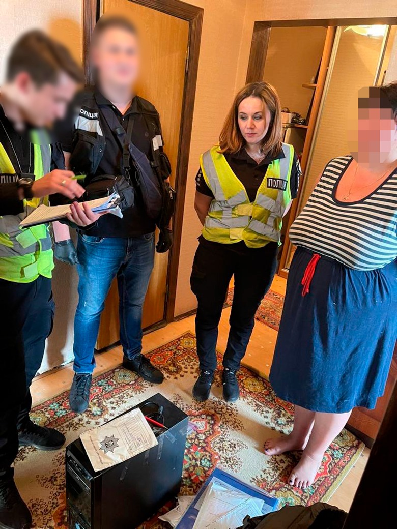 закликала до захоплення державної влади в україні та підтримувала збройну агресію рф: поліцейські києва повідомили про підозру посадовиці