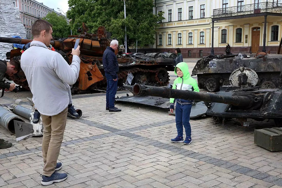 pB4g0UJw9RaVXZc7lW5udeoKiHWBFOYk2Gu9R6hz.jpg