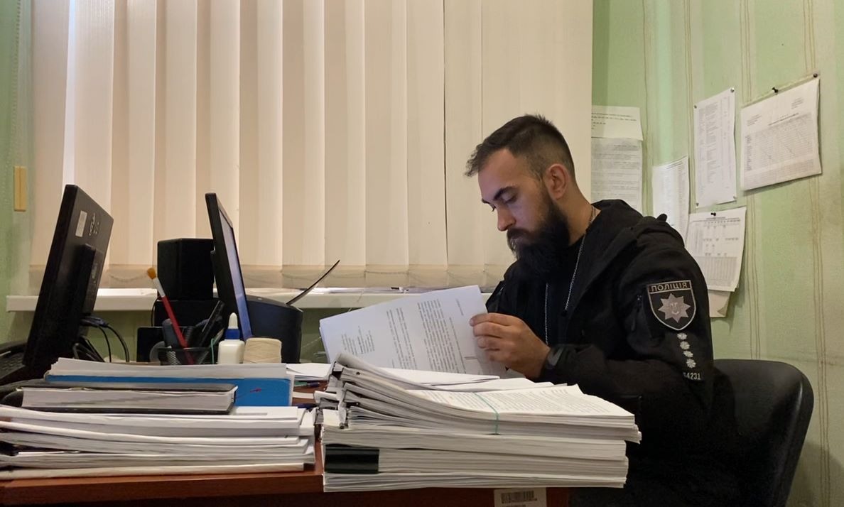 слідчий поліції тимур шах прикрасив рідну одещину патріотичним муралом