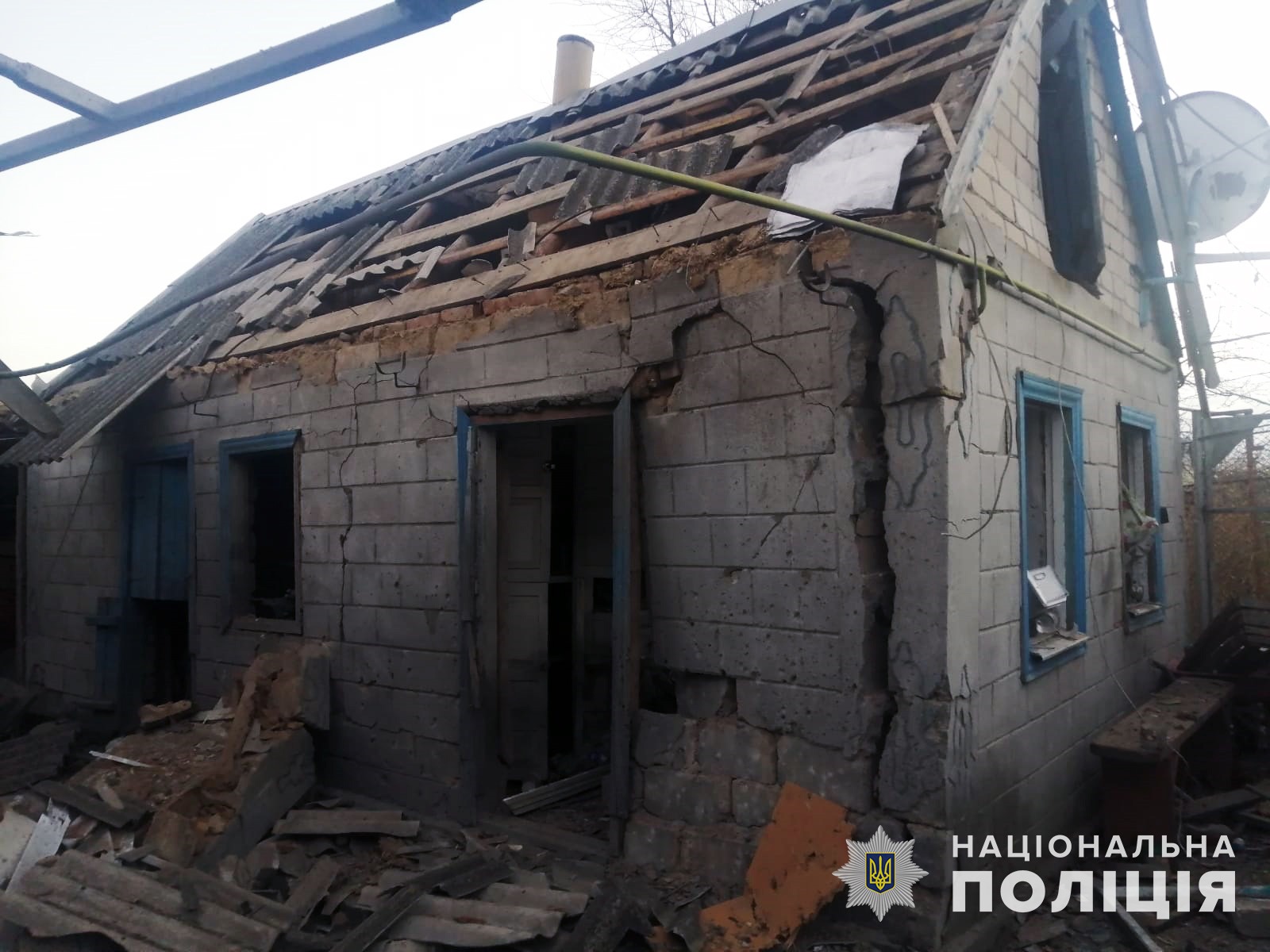 запорізькі поліцейські задокументували наслідки збройної атаки в оріхові та гуляйполі