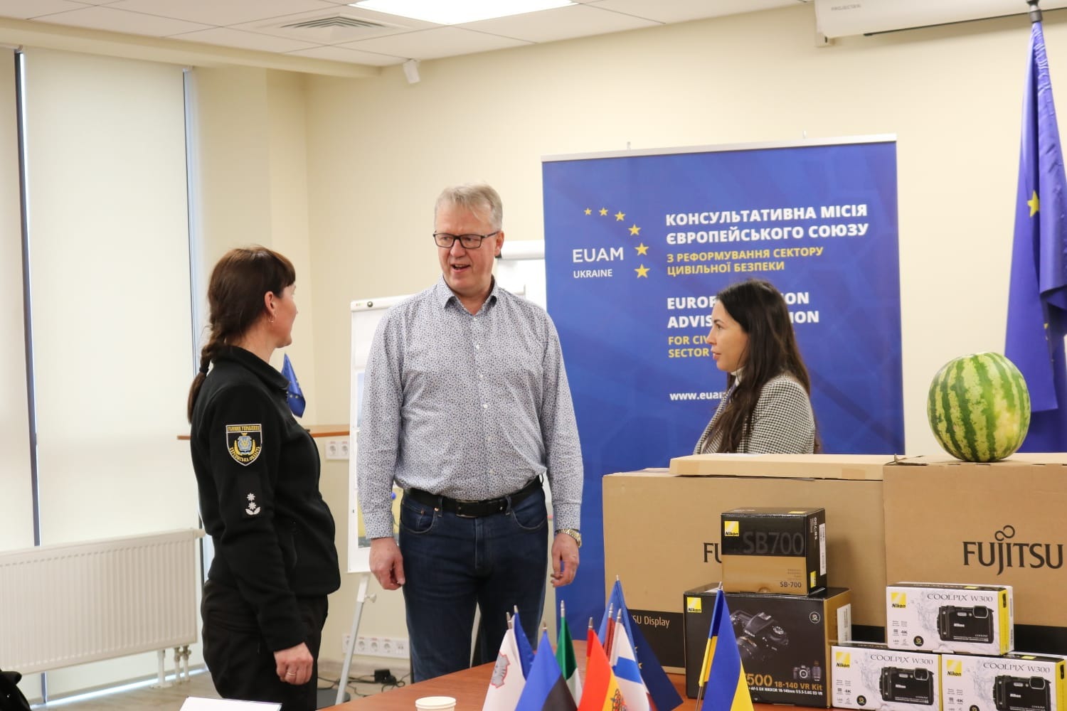 консультативна місія єс передала криміналістам поліції херсонщини сучасне іт-обладнання для фіксації та розслідування воєнних злочинів армії рф