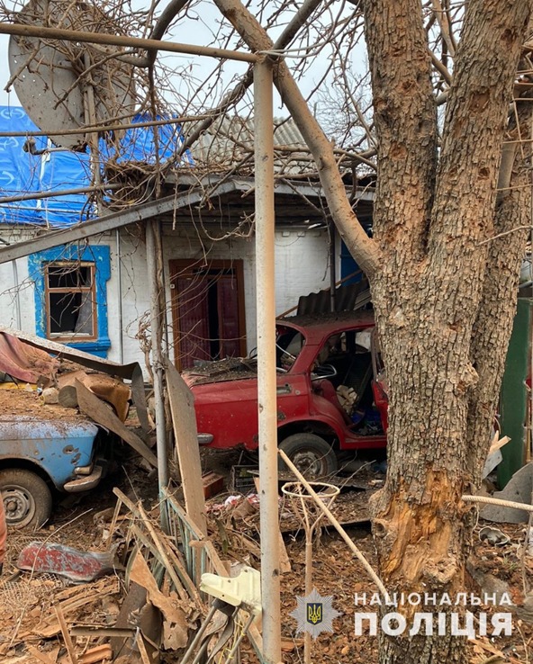 масований обстріл на василівщині: поліцейські зібрали докази збройних злочинів російських військ