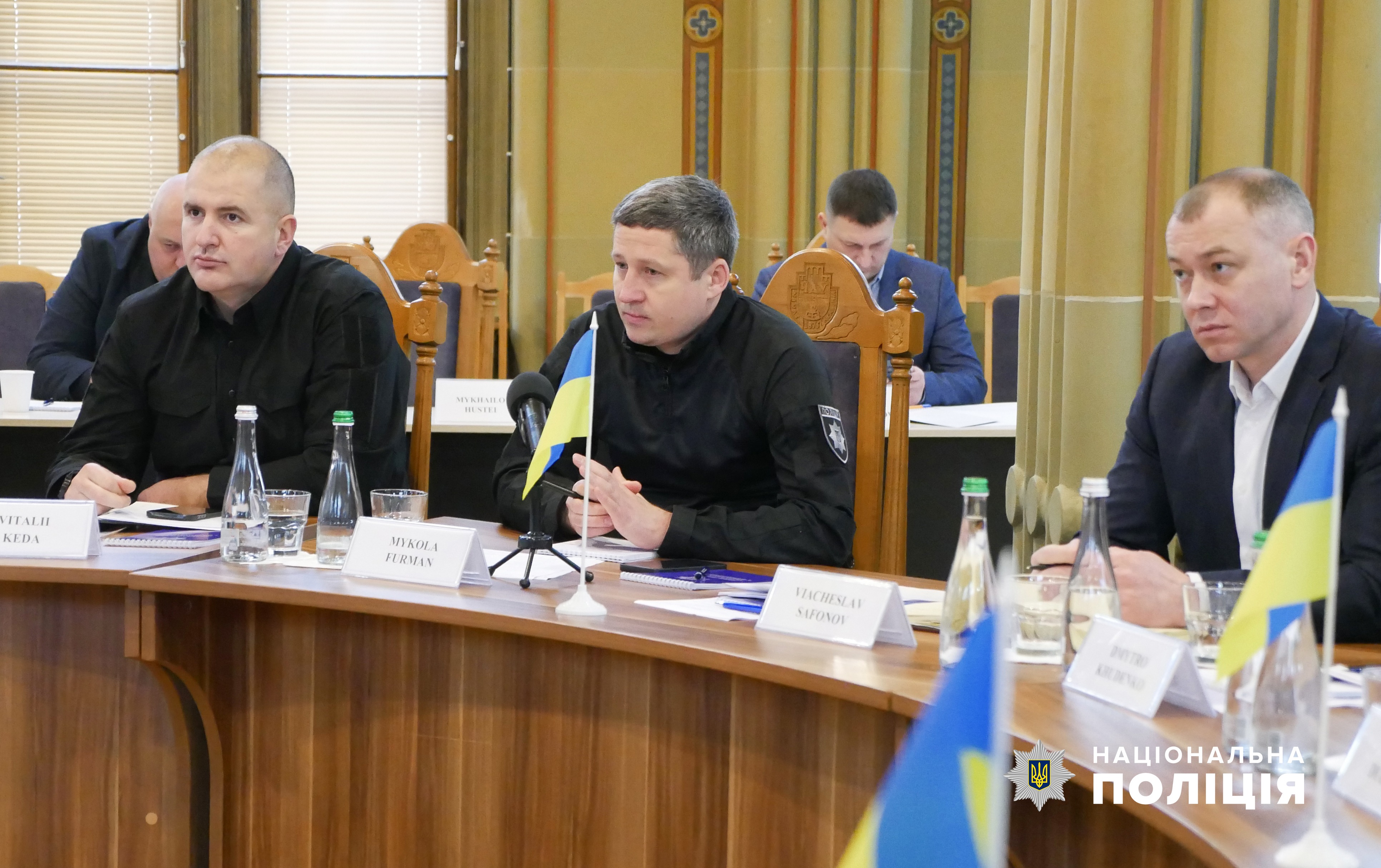 у чернівцях представники поліції україни та румунії визначили першочергові заходи двостороннього співробітництва
