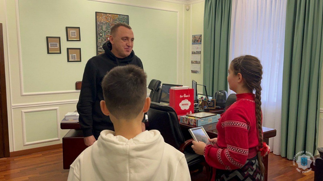 міністерство внутрішніх справ підбило підсумки конкурсу дитячого малюнка на тему «я у безпеці з мвс»