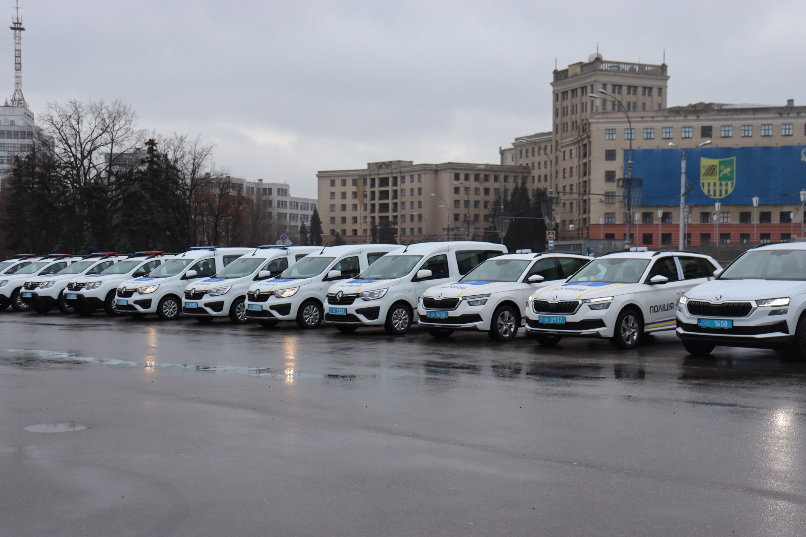 поліцейські харківщини отримали нові службові автомобілі