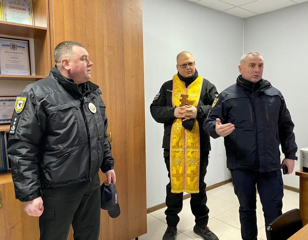 «безпека мешканців понад усе»: одразу дві поліцейські станції відкрили на прикарпатті