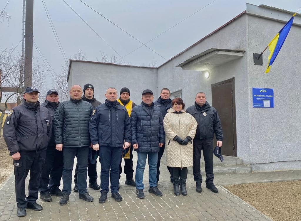 «безпека мешканців понад усе»: одразу дві поліцейські станції відкрили на прикарпатті
