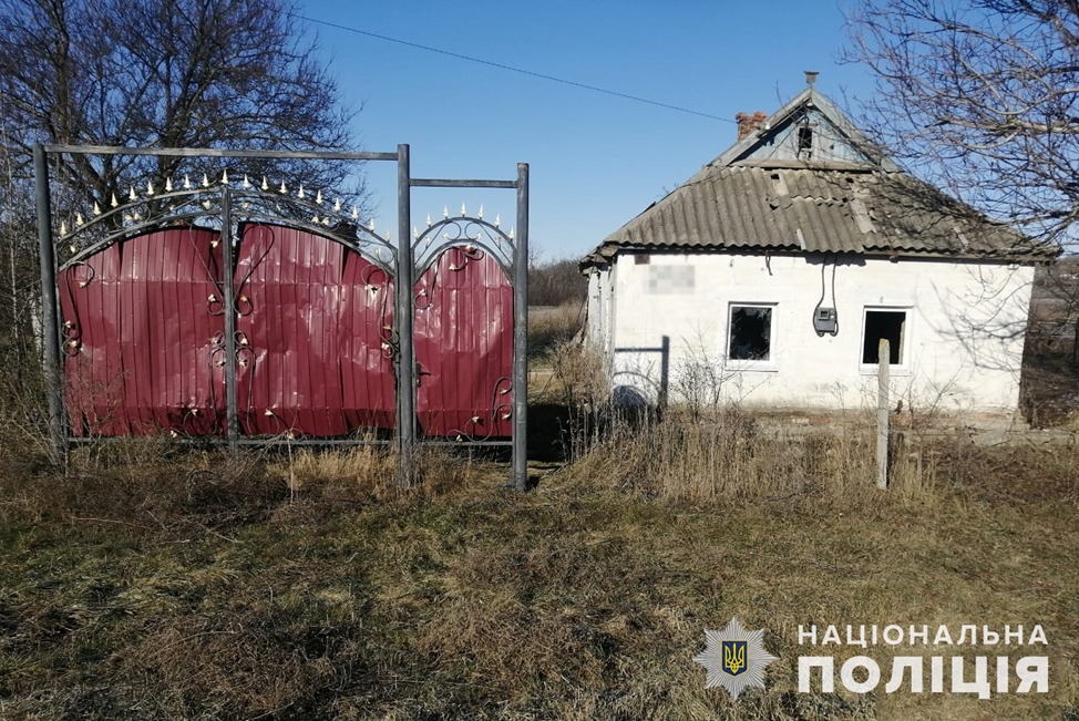 під час ворожих обстрілів окупанти травмували двох громадян – поліцейські зібрали докази воєнних злочинів на пологівщині