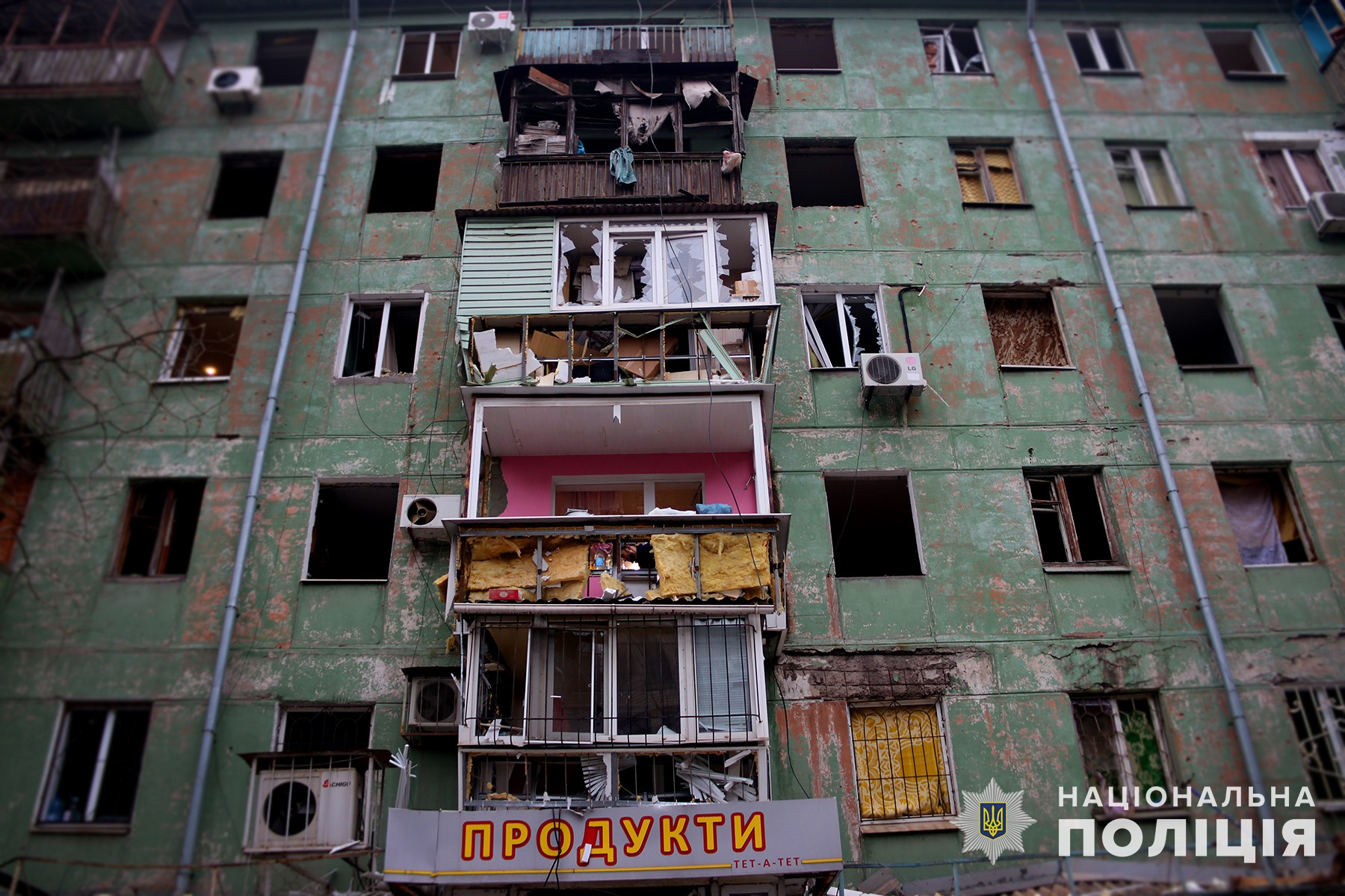 поліція задокументувала наслідки  нічного ракетного удару по запоріжжю
