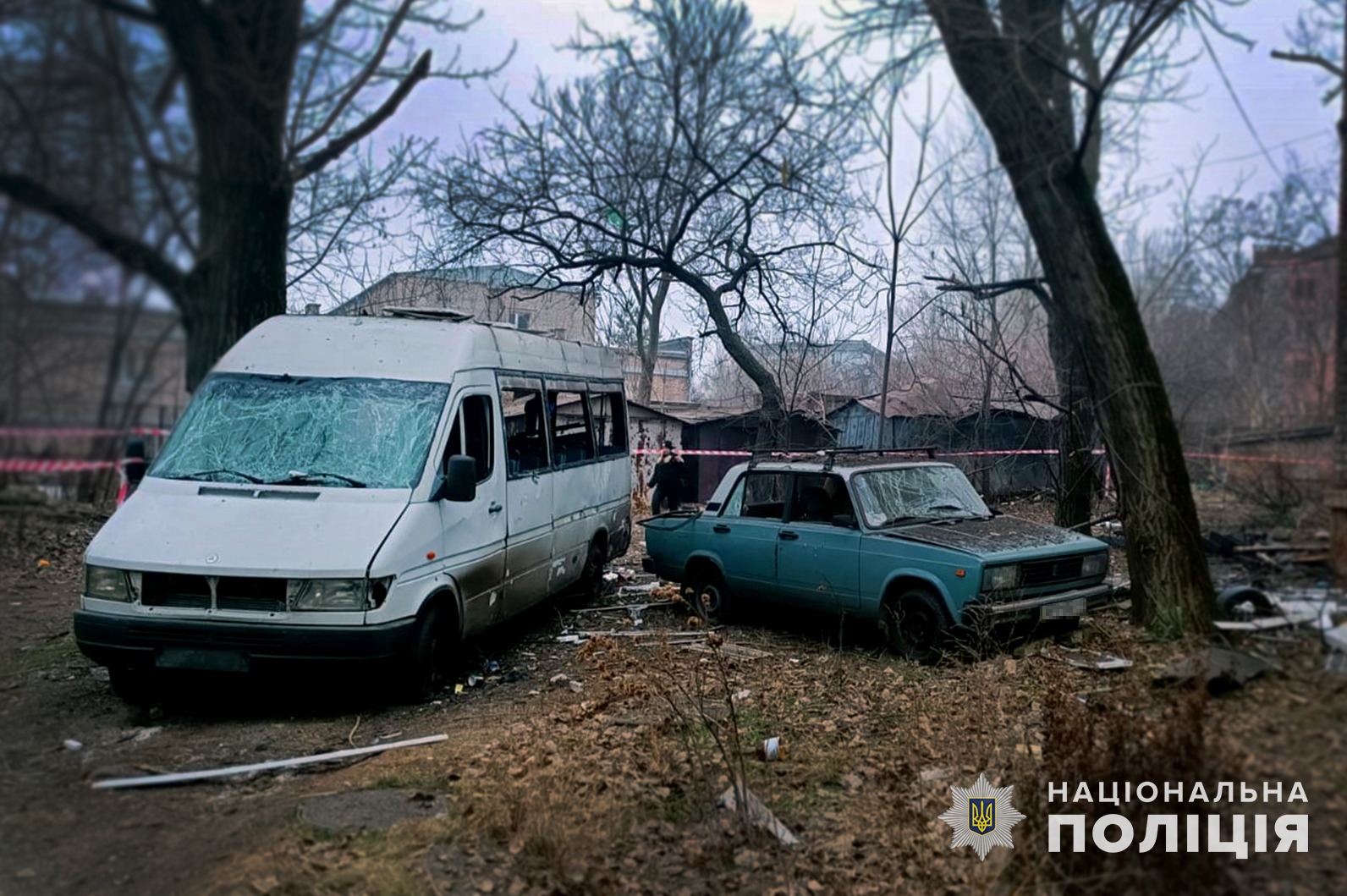 поліція задокументувала наслідки  нічного ракетного удару по запоріжжю